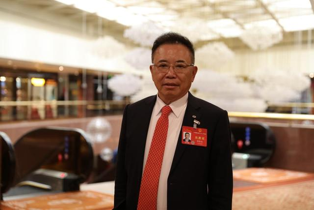 全國人大代表、TCL創(chuàng)始人李東生：企業(yè)要敢于投資未來，才有未來
