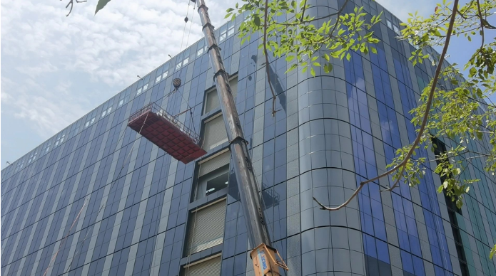 總投資5.75億元，深圳國顯新型顯示研發生產基地首組設備順利入駐