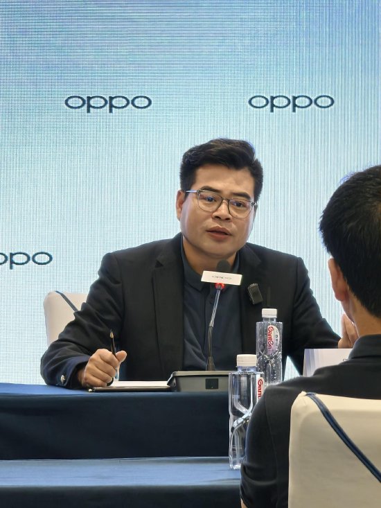 OPPO劉波：暫時(shí)不會(huì)做三折疊手機(jī)，消費(fèi)者需求不是那么強(qiáng)烈