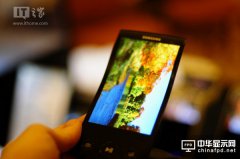 AMOLED面板價格首次低于LCD，A屏時代將至？