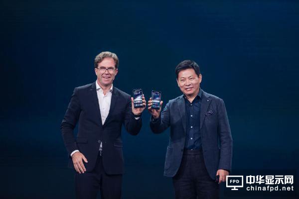 華為Mate9發布：雙曲面、保時捷、徠卡，好浮夸