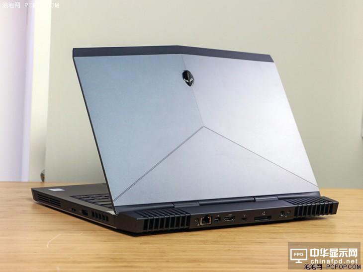 七代i7＋GTX 1060 Alienware 13 OLED版評測