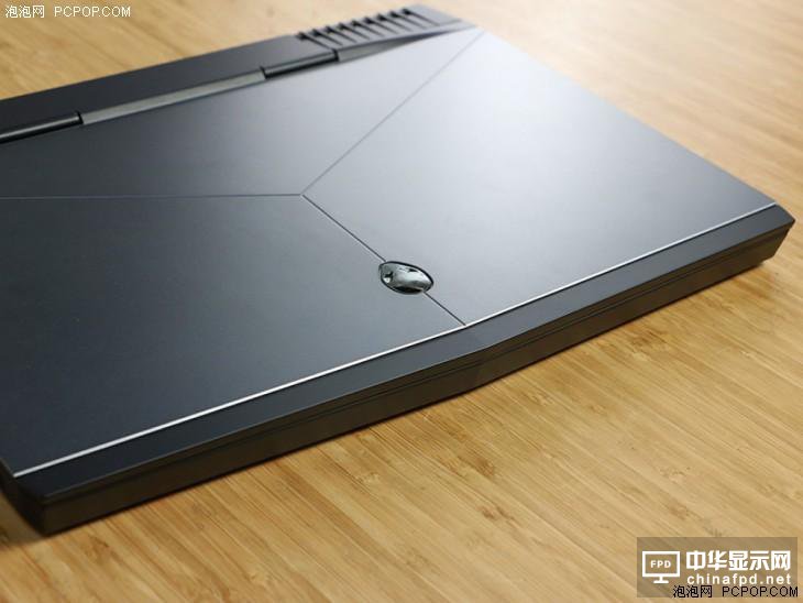 七代i7＋GTX 1060 Alienware 13 OLED版評測