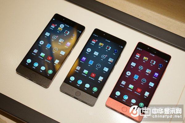 堅(jiān)果Pro和360手機(jī)N5對比評測：哪個好？Pro/N5誰更值得買？