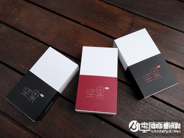 堅(jiān)果Pro和360手機(jī)N5對比評測：哪個好？Pro/N5誰更值得買？